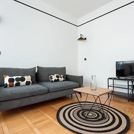 Uniwersytet Warszawski Modern Apartment Warschau Exterior foto