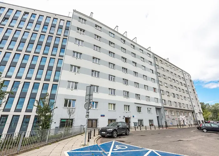 Uniwersytet Warszawski Modern Apartment